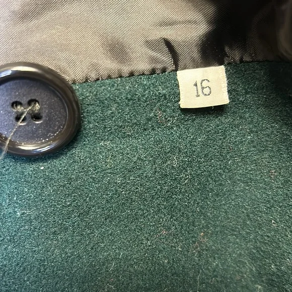 Vintage Wool Coat Long Green Notched Lapel International Scenelined size 16